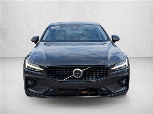 Used 2023 Volvo S60 B5 Plus AWD/4WD image 2