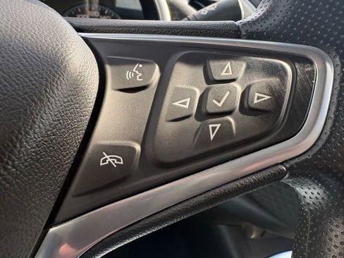 Used 2022 Chevrolet Malibu LT FWD image 23