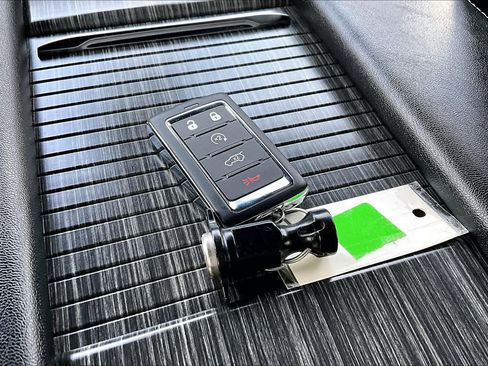 Used 2018 Ford Expedition Max Limited image 15