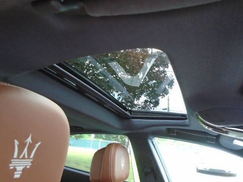 Used 2017 Maserati Quattroporte S GranLusso Q4 AWD/4WD image 15
