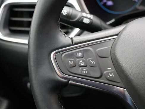 Used 2024 Chevrolet Equinox LT image 19