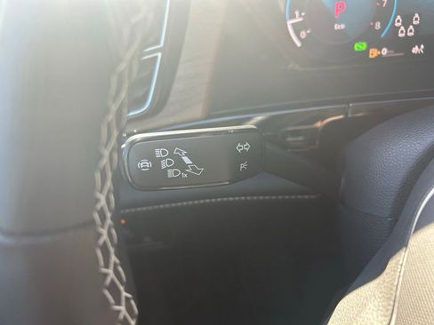 New 2026 Volkswagen Atlas SE image 23