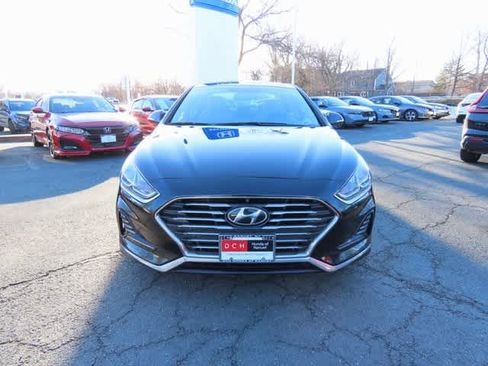 Used 2019 Hyundai Sonata Plug-In Hybrid image 6