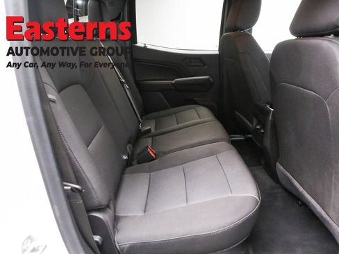 Used 2024 Chevrolet Colorado W/T w/ Technology Package RWD image 23
