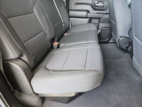 Used 2022 Chevrolet Silverado 1500 Custom w/ Safety Confidence Package AWD/4WD image 16