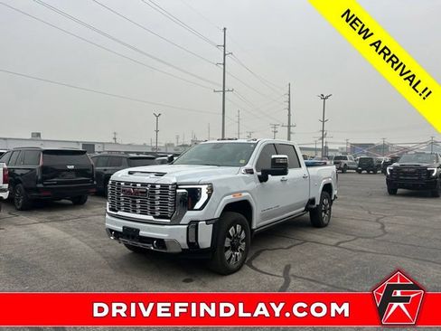 Used 2026 GMC Sierra 2500 Denali w/ Denali Reserve Package AWD/4WD image 1