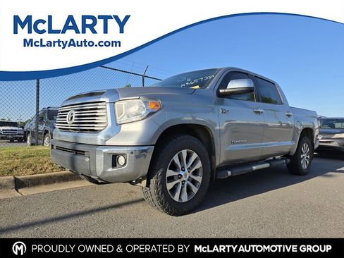 Used 2017 Toyota Tundra Limited w/ Limited Premium Package AWD/4WD image 1