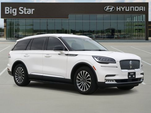 Used 2020 Lincoln Aviator Reserve w/ Elements Package Plus image 6