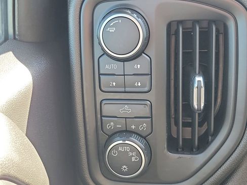 Used 2019 Chevrolet Silverado 1500 Custom Trail Boss w/ Custom Convenience Package image 28