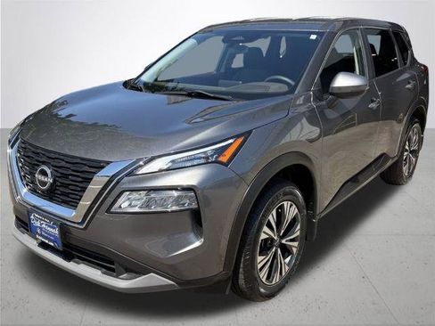 Certified 2023 Nissan Rogue SV image 2