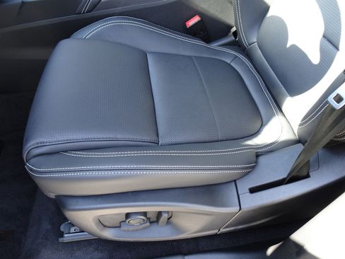 New 2024 Jaguar E-PACE R-Dynamic SE image 18