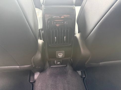 Used 2024 Jeep Compass Limited AWD/4WD image 15