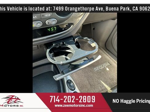 Used 2002 Toyota Sequoia Limited RWD image 29