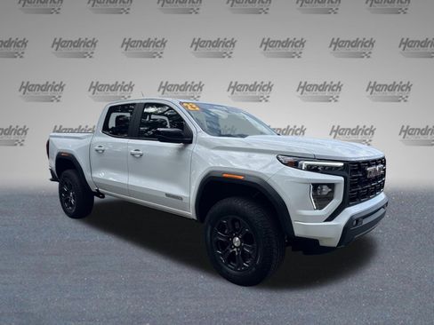 Used 2023 GMC Canyon Elevation w/ Convenience Package RWD image 3