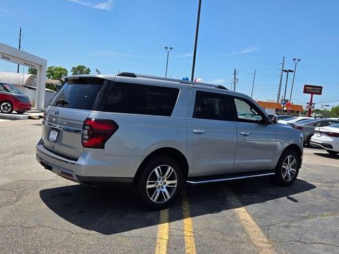 Used 2022 Ford Expedition Max Limited AWD/4WD image 15