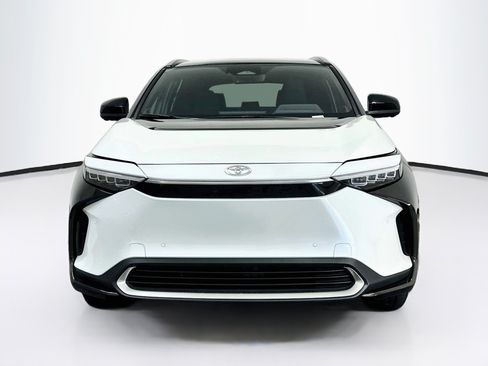 Used 2024 Toyota bZ4X AWD w/ Weather Package image 2