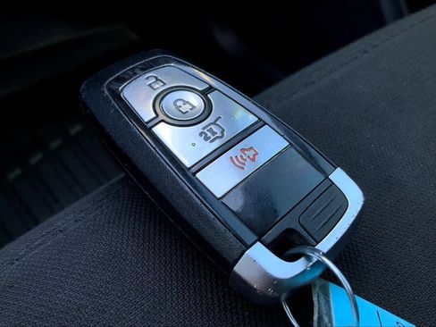 Used 2022 Ford Explorer XLT RWD image 15
