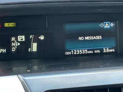 Used 2017 Toyota Prius V Three FWD image 34