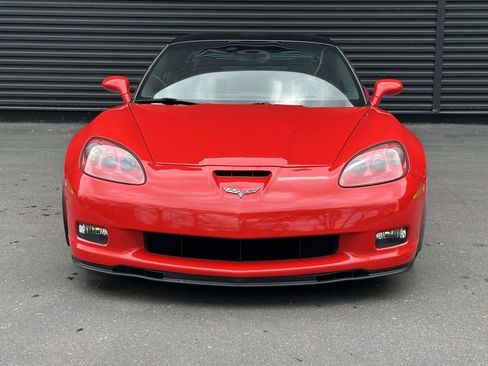 Used 2012 Chevrolet Corvette Grand Sport w/ 2LT Preferred Equipment Group RWD image 8