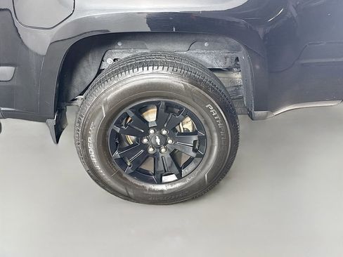 Used 2017 Chevrolet Colorado Z71 w/ Z71 Midnight Edition AWD/4WD image 20