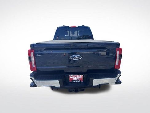 Used 2024 Ford F250 Lariat AWD/4WD image 3