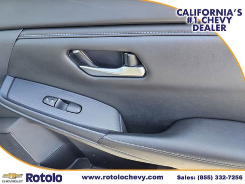 Used 2024 Nissan Sentra SV FWD image 10