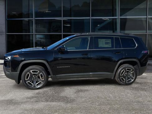 New 2026 Jeep Cherokee Laredo AWD/4WD image 4