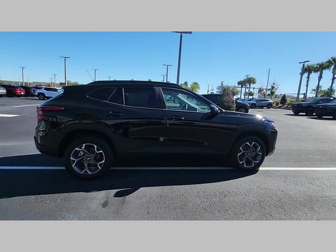 New 2026 Chevrolet Trax LT w/ Driver Confidence Package image 22