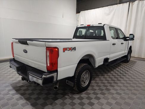 Used 2024 Ford F250 XL w/ XL Chrome Package AWD/4WD image 3