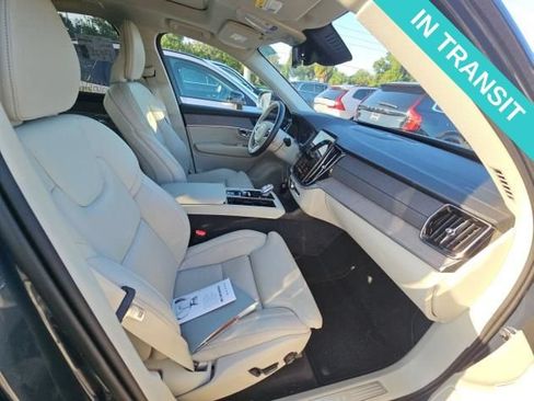 Used 2026 Volvo XC90 B6 Ultra AWD/4WD image 3