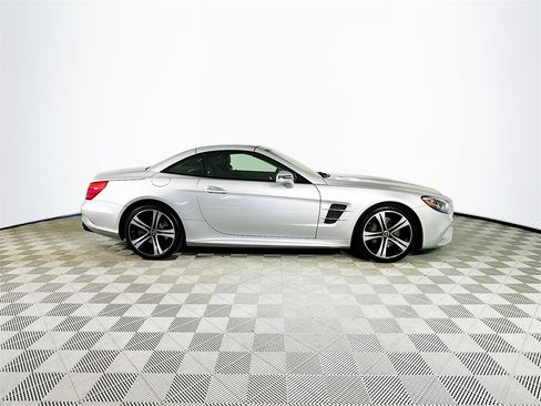 Used 2019 Mercedes-Benz SL 450 w/ Premium Package image 36