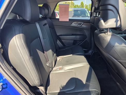 Used 2023 Kia Sportage EX AWD/4WD image 29