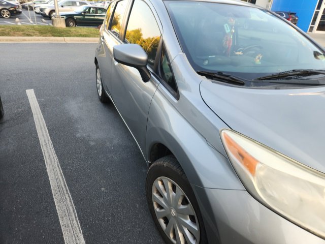 Used 2015 Nissan Versa Note SV w/ SV Convenience Package FWD image 3