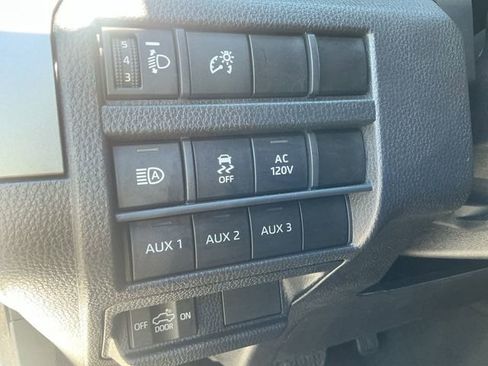 Certified 2024 Toyota Tacoma TRD Off-Road w/ TRD Off Road Upgrade Package AWD/4WD image 28