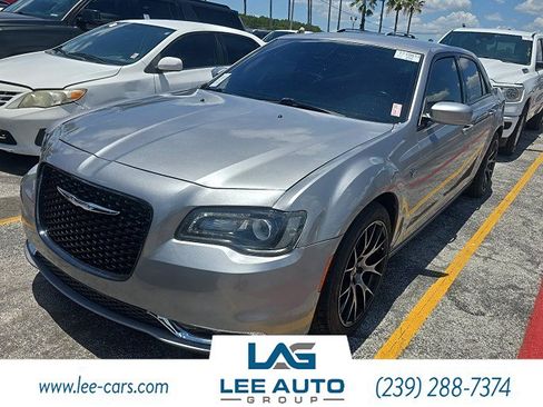 Used 2017 Chrysler 300 S RWD image 1