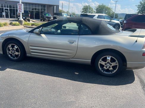 Used 2005 Mitsubishi Eclipse GS FWD image 11