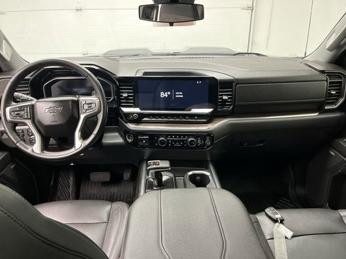 Certified 2023 Chevrolet Silverado 1500 LT Trail Boss w/ LT Trail Boss Premium Package AWD/4WD image 4