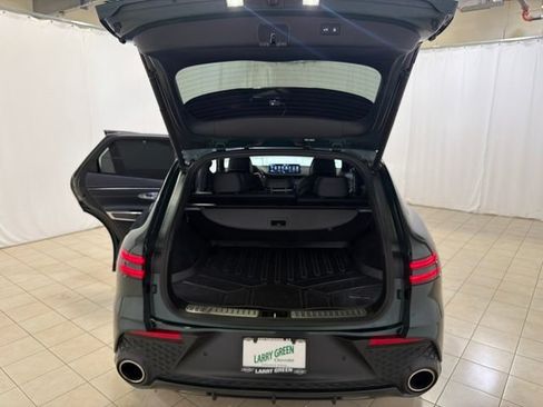 Used 2022 Genesis GV70 3.5T Sport w/ Sport Prestige Package AWD/4WD image 23