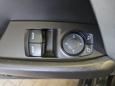 Used 2017 Chevrolet Camaro LT image 28