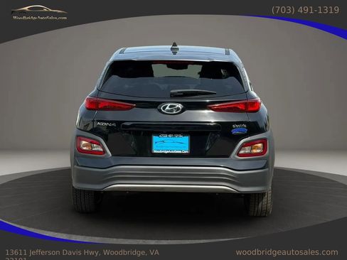 Used 2021 Hyundai Kona SEL FWD image 5