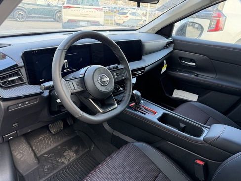 New 2026 Nissan Kicks SR w/ SR Premium Package image 16