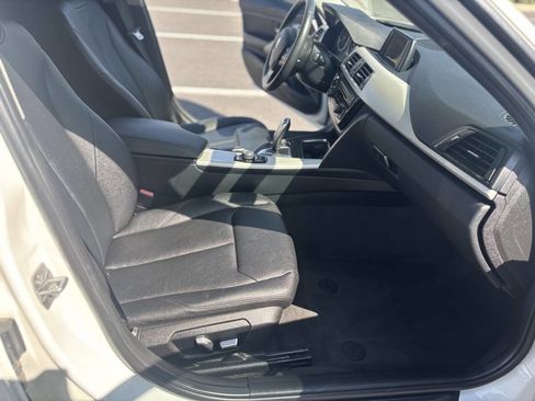 Used 2017 BMW 320i Sedan image 23