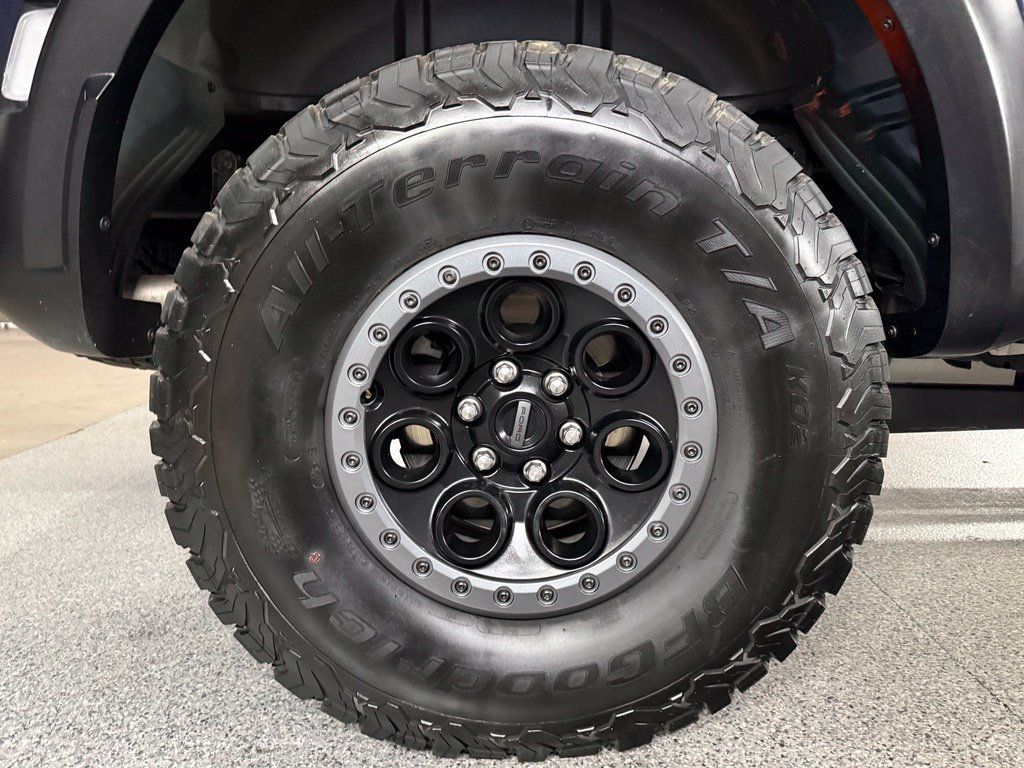 Used 2025 Ford F150 Raptor AWD/4WD image 9