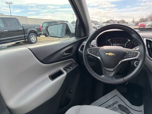 Used 2020 Chevrolet Equinox LT image 15