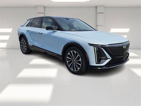 New 2026 Cadillac Lyriq Premium Sport image 7