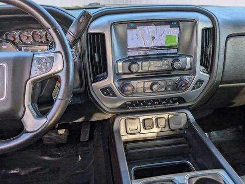 Used 2018 GMC Sierra 1500 SLT image 15