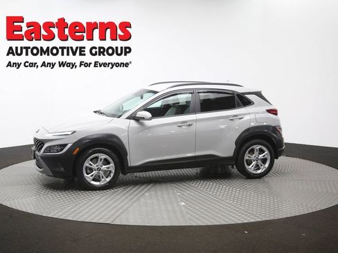 Used 2022 Hyundai Kona SEL AWD/4WD image 57
