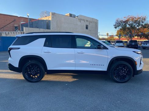New 2026 Chevrolet Traverse LT w/ Midnight/Sport Edition image 5