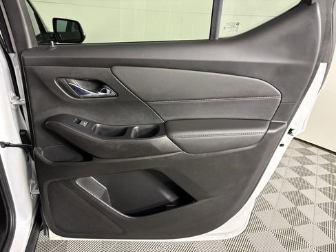Used 2023 Chevrolet Traverse RS w/ LPO, Floor Liner Package image 47