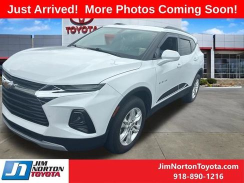 Used 2021 Chevrolet Blazer LT FWD image 1